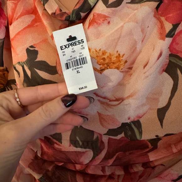 Dress - Picture 2 of 2